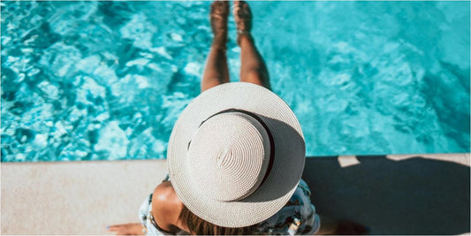 Ausführliche Schwimmbadwasseranalyse für private & öffentliche Becken
